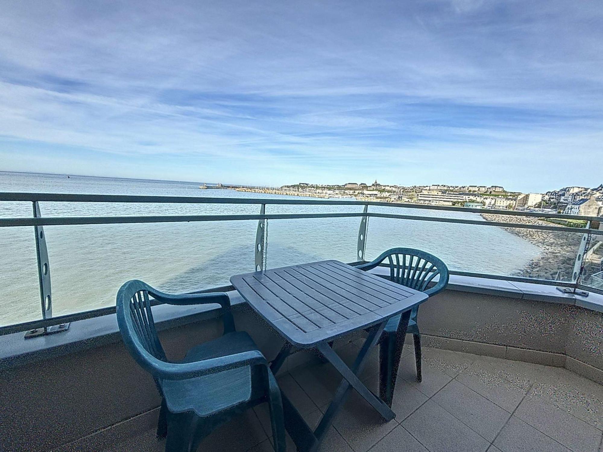 Appartement Avec Balcon, Proche Des Plages Et Commerces - Fr-1-361-89 グランビル エクステリア 写真